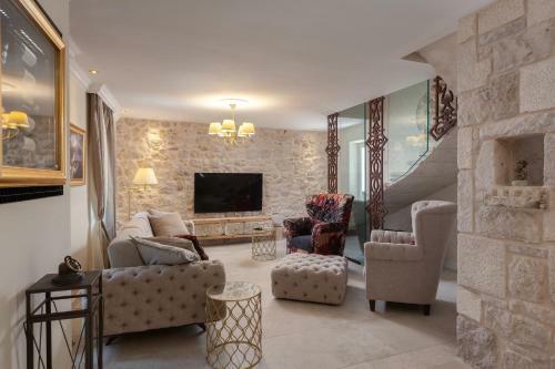 The Stone House 1777