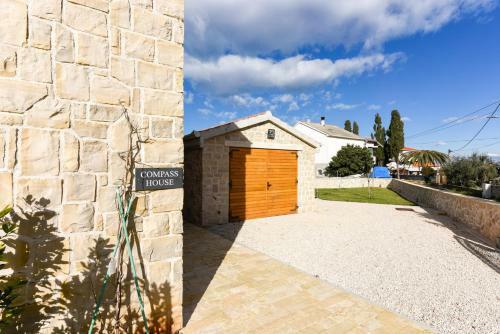 Villa Compass House