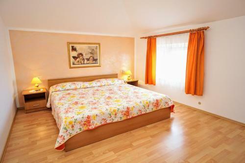 Hostal Apartments Bruno