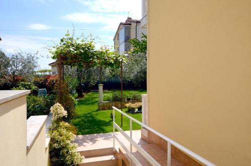 Apartments Ederina