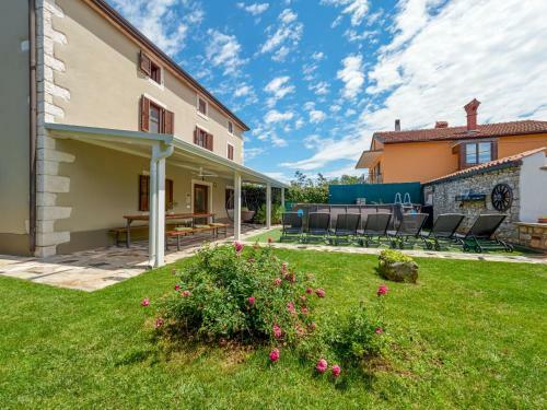 Holiday Home Villa Mala Petra