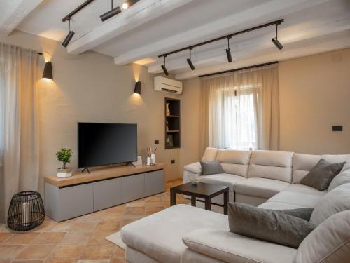 Holiday Home Villa Mala Petra