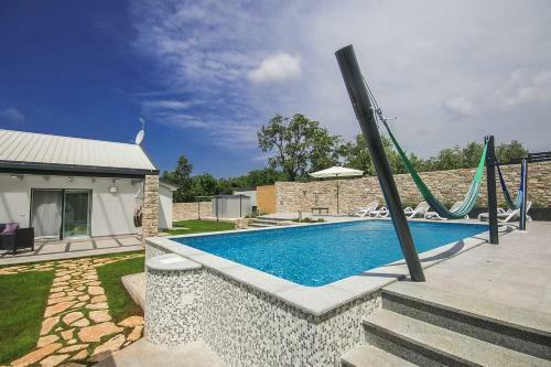 Villa Crystallina