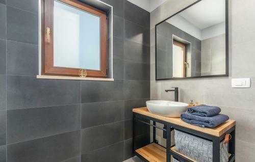 Villa Arthika With Private Pool And Garden