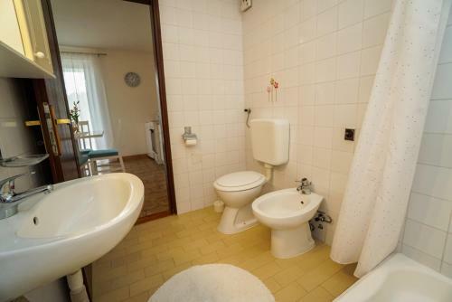 Hostal Apartments Maslina