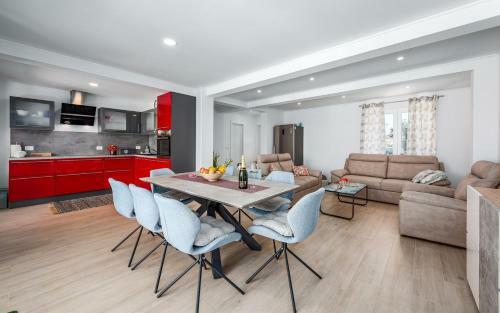 Hostal Villa Anica
