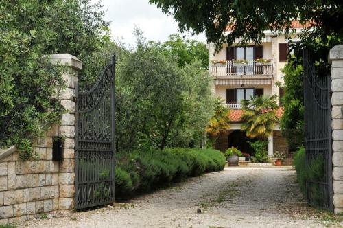 Hostal Haus Liliana