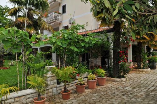 Hostal Haus Liliana