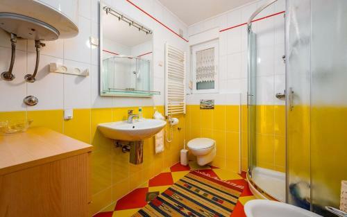 Valessia House With Apartment