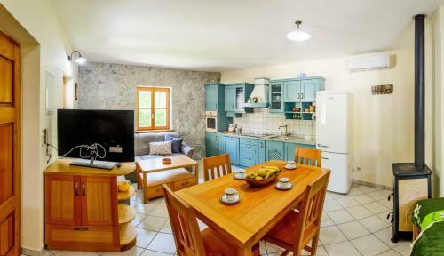 Stone House Luka