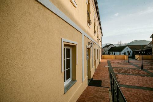 Hostal Pansion Bernarda Nova
