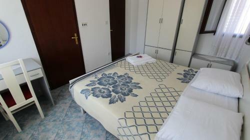 Hostal Apartments Miro