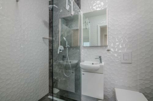 Prestige Apartments Joy