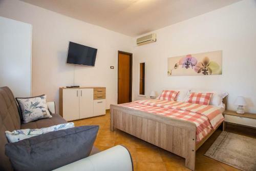 Casa Luka Vare?ki