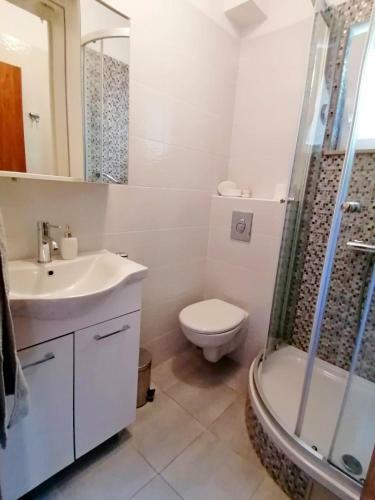 Holiday Home With Pool Arija