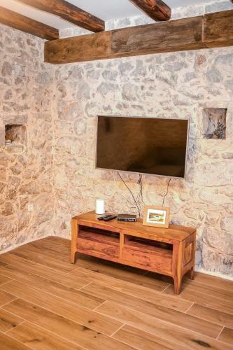 Heritage House With Heated Pool Vrime