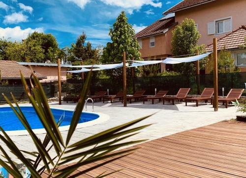 Hostal Rooms Mar - With Pool
