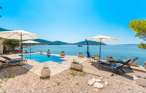 Luxury Bungalows With Pool Dream Of Kornati