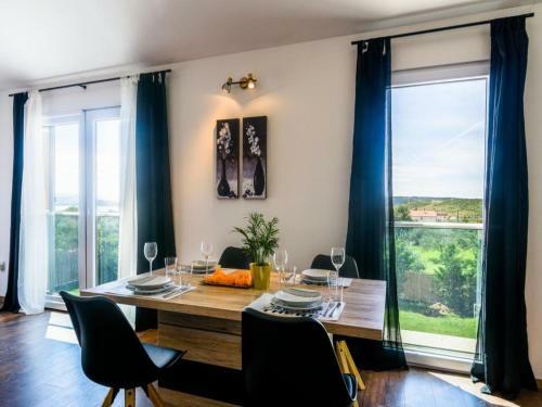 Villa Marta Luxury House With Heated Pool