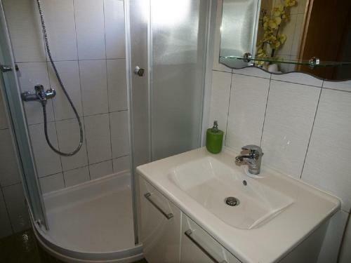 Apartments Ivi