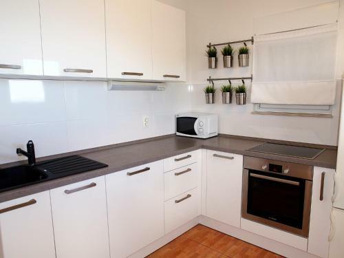 Apartments Ivi