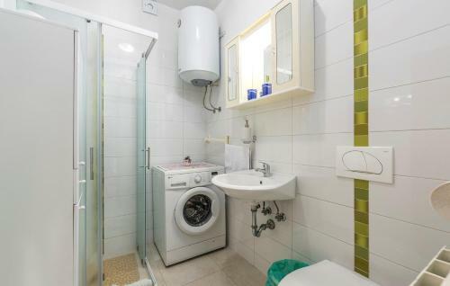 Hostal Apartment Complex Lucija