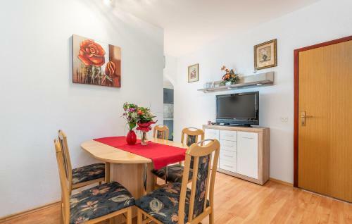 Hostal Apartment Complex Lucija