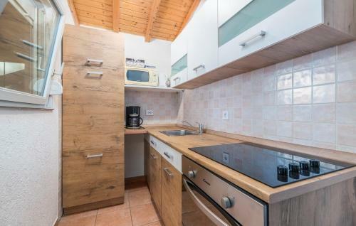 Hostal Apartment Complex Lucija