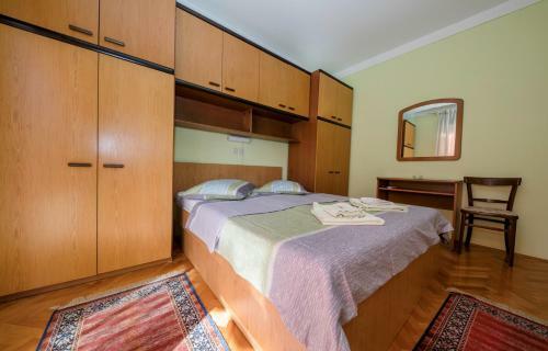 Hostal Apartments Palit Rab