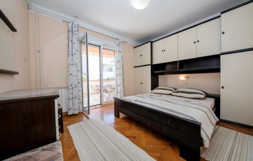 Hostal Apartments Palit Rab