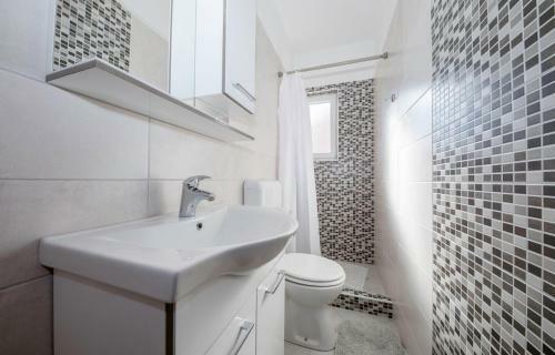 Hostal Apartments Palit Rab