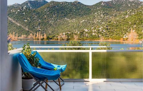 Stunning Apartment In Peracko Blato W/ 2 Bedrooms