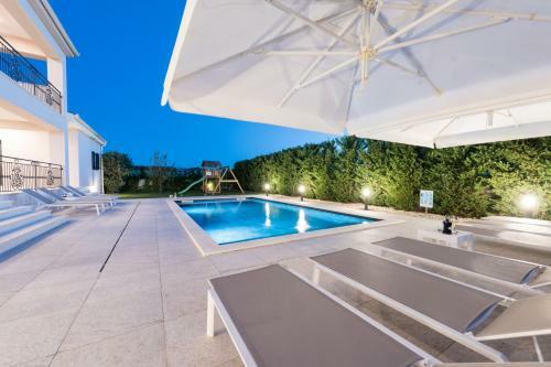 Villa Adora