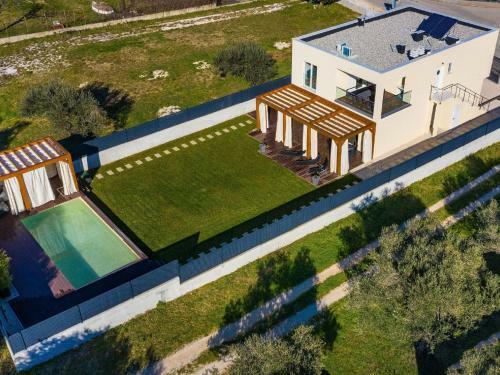 Serene Villa In Bibinje With Private Swimming Pool