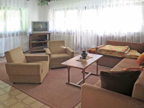 Holiday Home Fehervari - Ald301