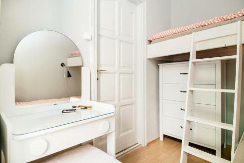 Wind Queen Apartment