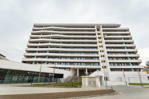 Apartamento Bpr Chic White Home With Terrace & A/c & Garage