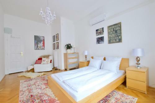 Standard Apartment By Hi5 - Mad�ch Imre 1
