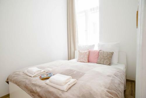 Apartamento Comfy, Renewed 3 Bedroom Apt In Center