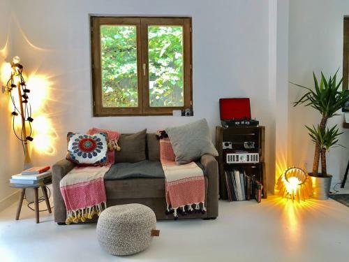 Wooden Cabin And Bell Tent In Budapest