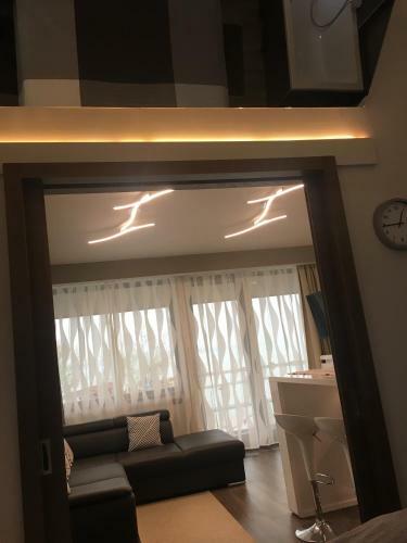 Hostal Calypso Lakeside Rooms & Lux Apartments
