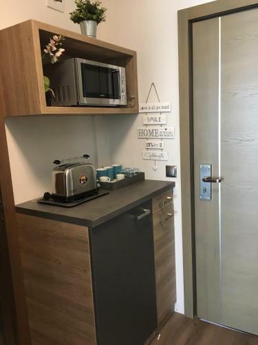 Hostal Calypso Lakeside Rooms & Lux Apartments