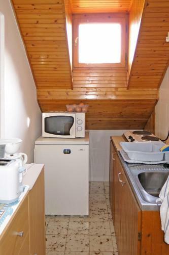 Apartment Em�ke - Sza306