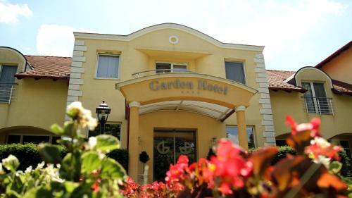 Garden Hotel Wellness �s Konferencia