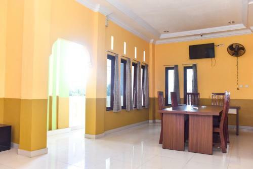 Hostal Reddoorz Near Universitas Pattimura Ambon