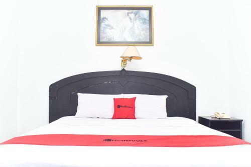 Reddoorz Plus @ Tirta Kencana Hotel