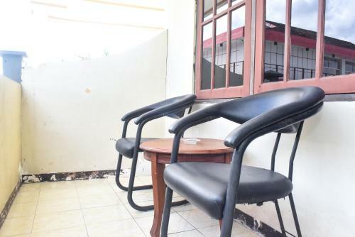 Reddoorz Plus @ Tirta Kencana Hotel