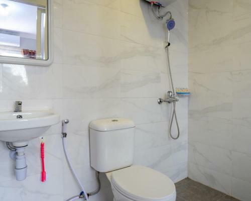 Hotel Reddoorz @ City Park Medoho Semarang
