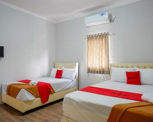Hotel Reddoorz @ City Park Medoho Semarang