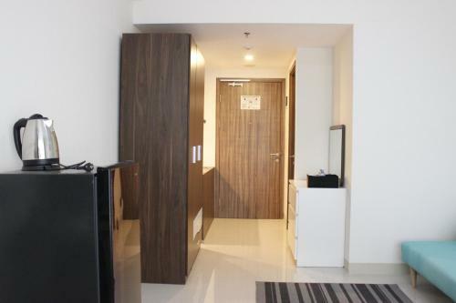 Convenient Studio At Gallery Ciumbuleuit 3 Apartment By Travelio
